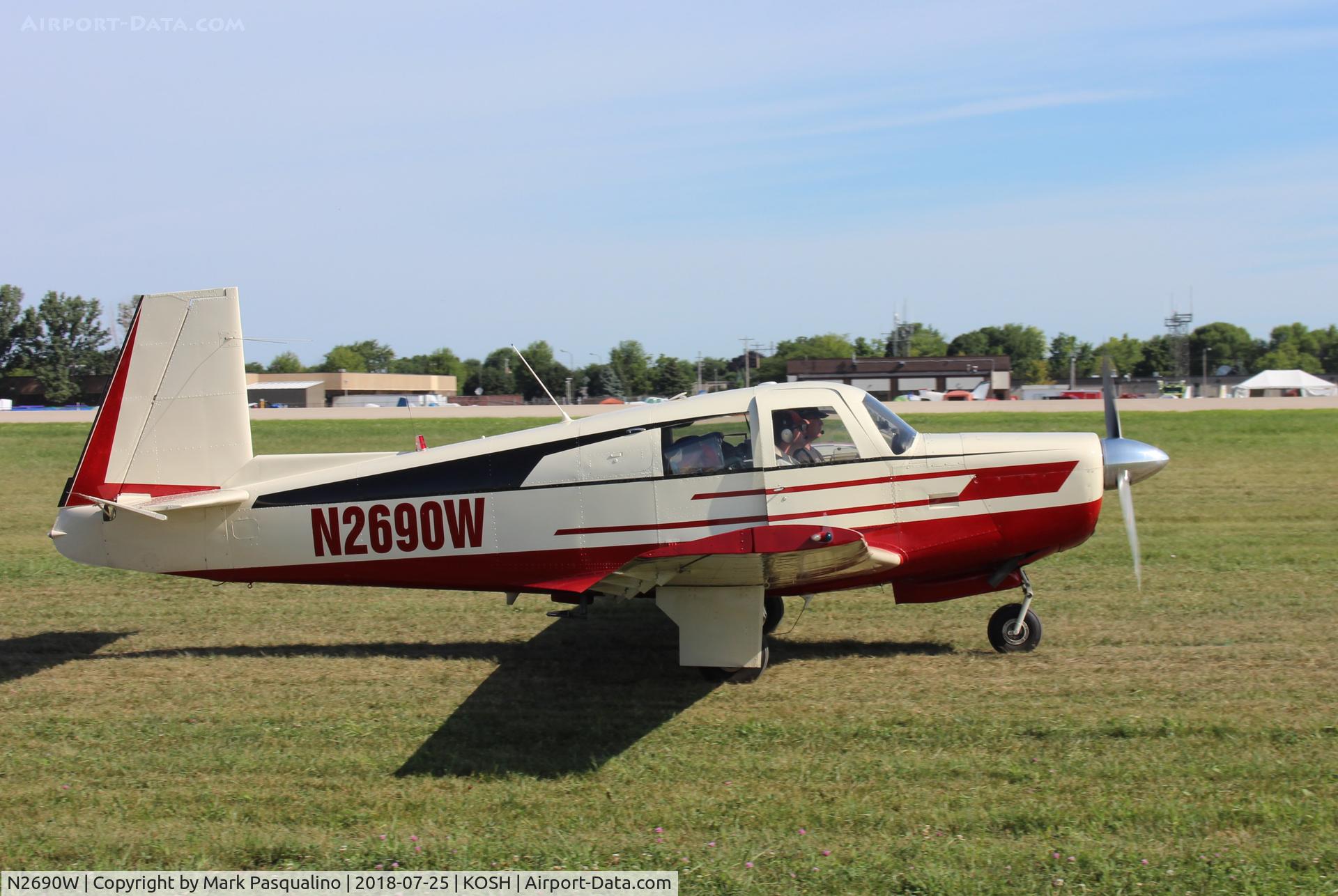 N2690W, 1966 Mooney M20E C/N 1007, Mooney M20E