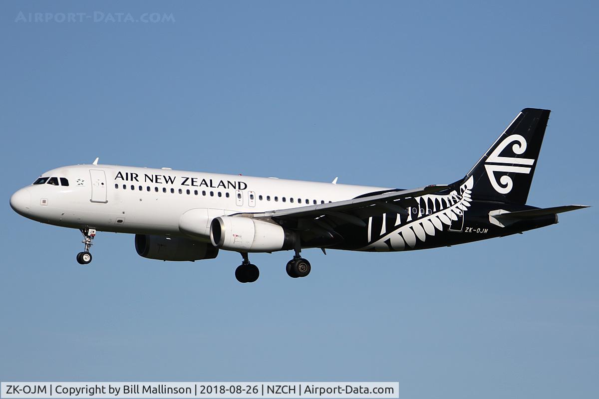 ZK-OJM, 2005 Airbus A320-232 C/N 2533, IN FROM AKL