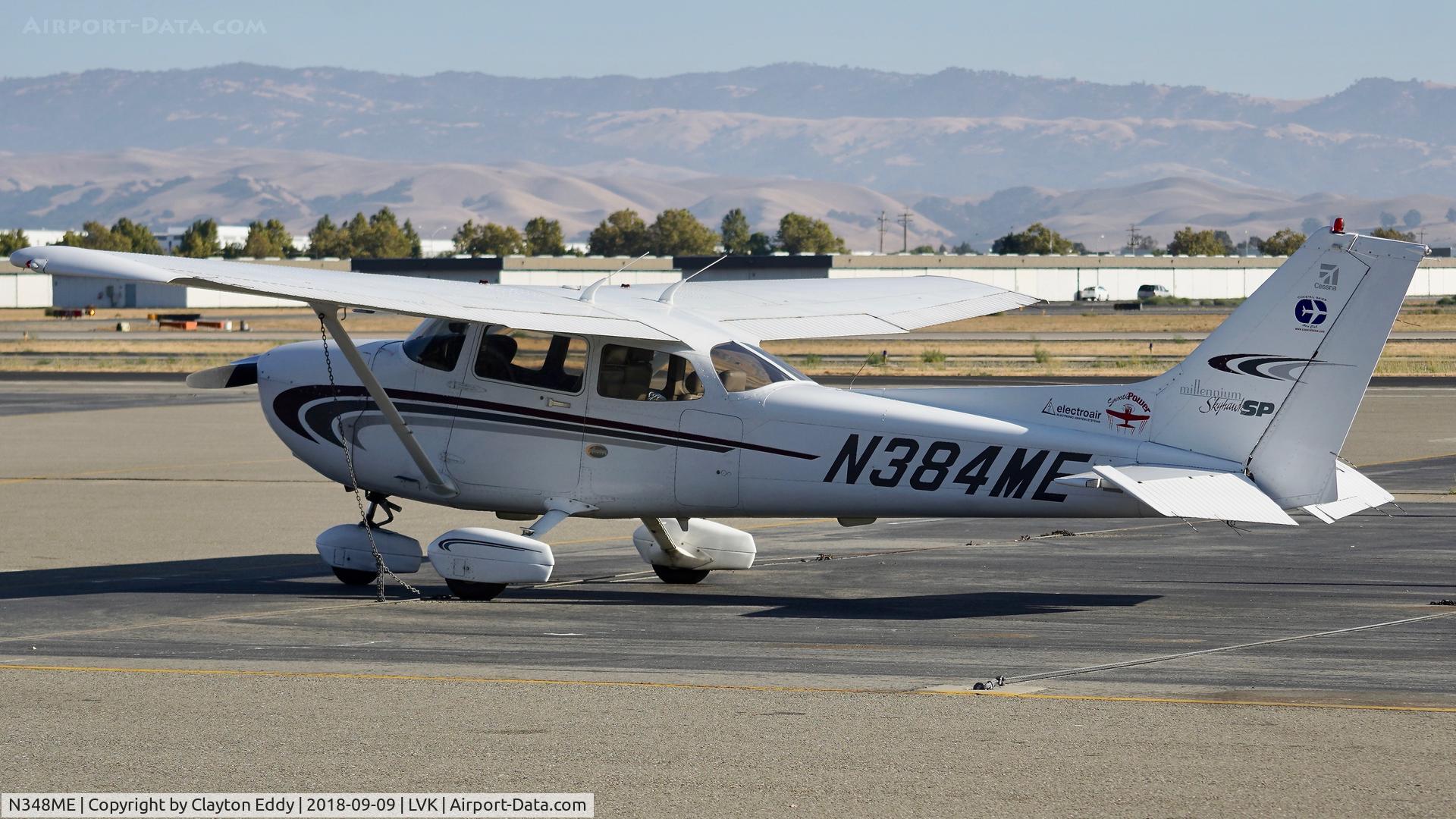N348ME, 2000 Cessna 172S C/N 172S8582, Livermore Airport California 2018.