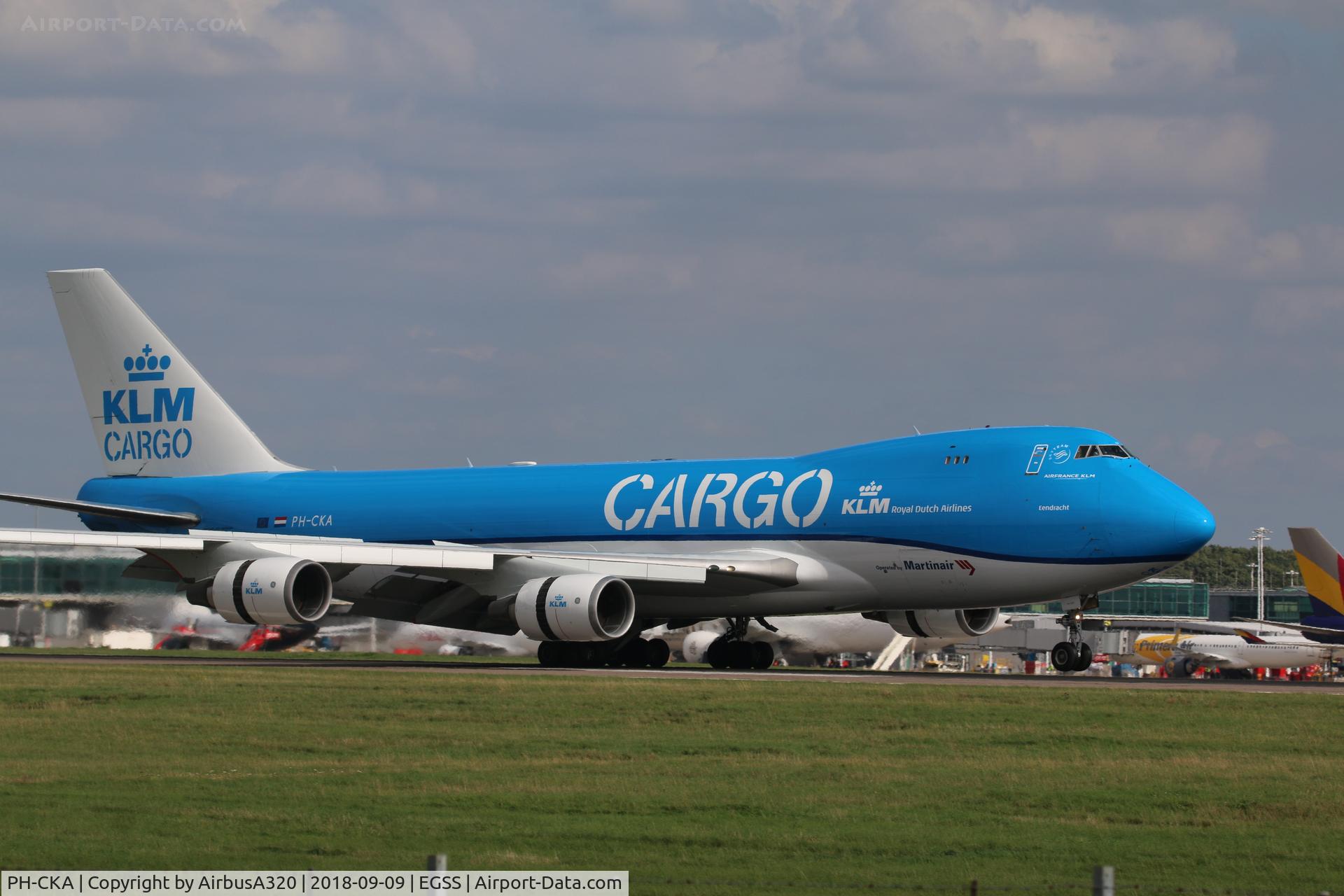 PH-CKA, 2003 Boeing 747-406F/ER/SCD C/N 33694, landing at Stansted