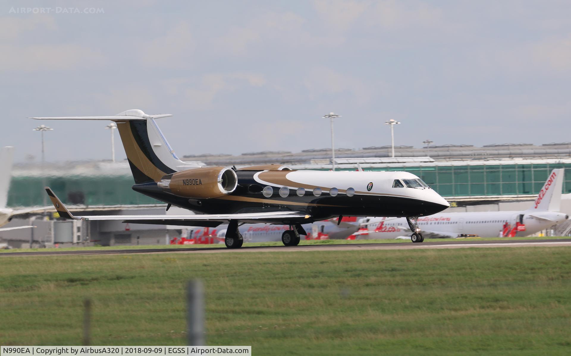 N990EA, 1999 Gulfstream Aerospace G-IV C/N 1388, Departing STN