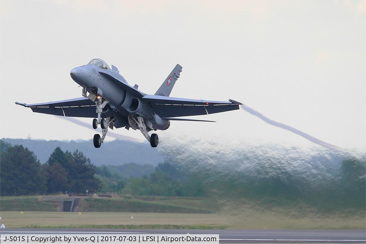 J-5015, McDonnell Douglas F/A-18C Hornet C/N 1361/SFC015, Swiss Air Force McDonnell Douglas FA-18C Hornet, Take off rwy 29, St Dizier-Robinson Air Base 113 (LFSI)