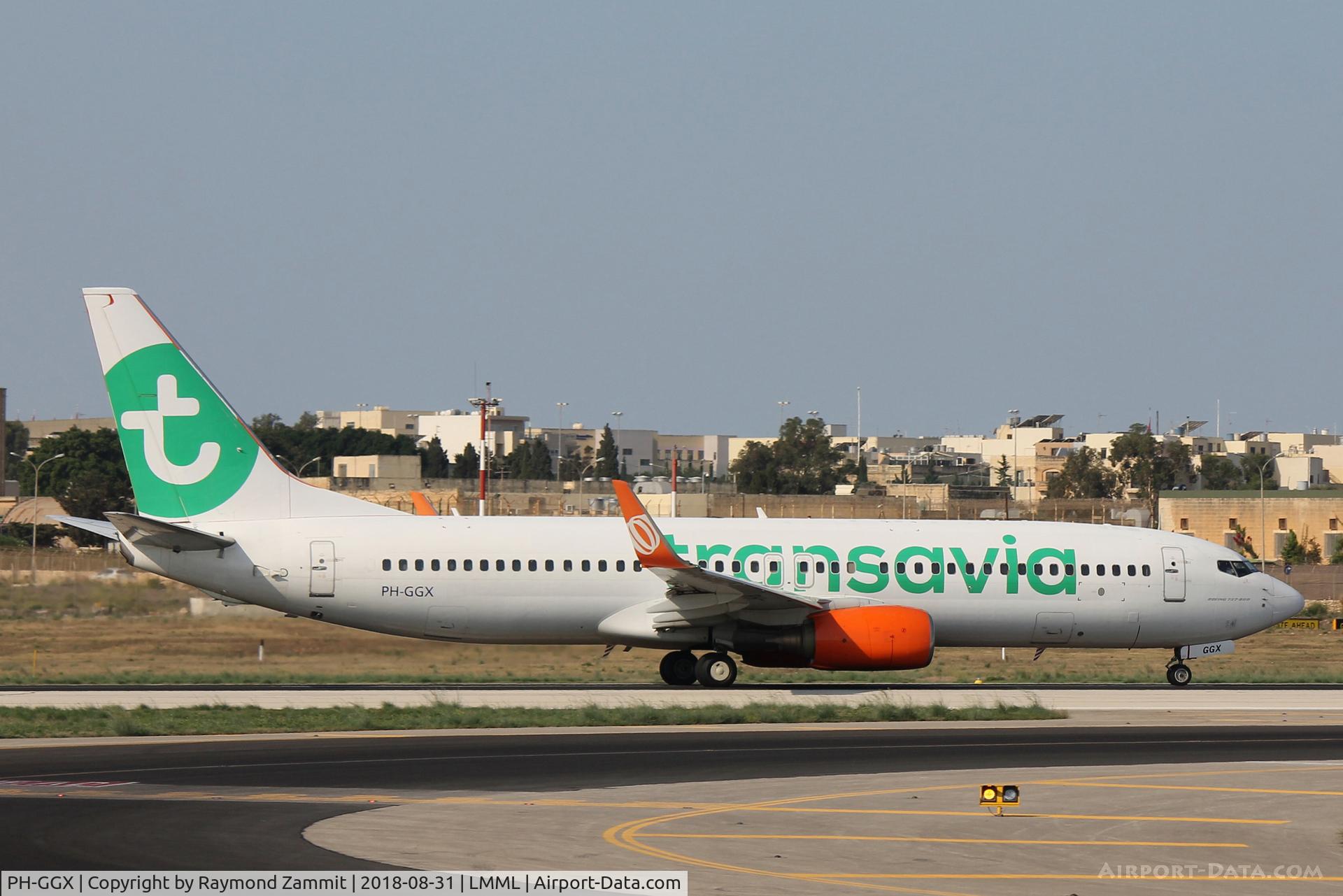PH-GGX, 2010 Boeing 737-8EH C/N 36596, B737 PH-GGX Transavia Holland
