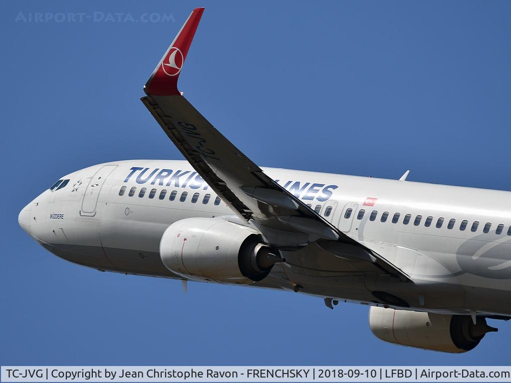 TC-JVG, 2014 Boeing 737-8F2 C/N 42009, TK1390 take off to Istanbul