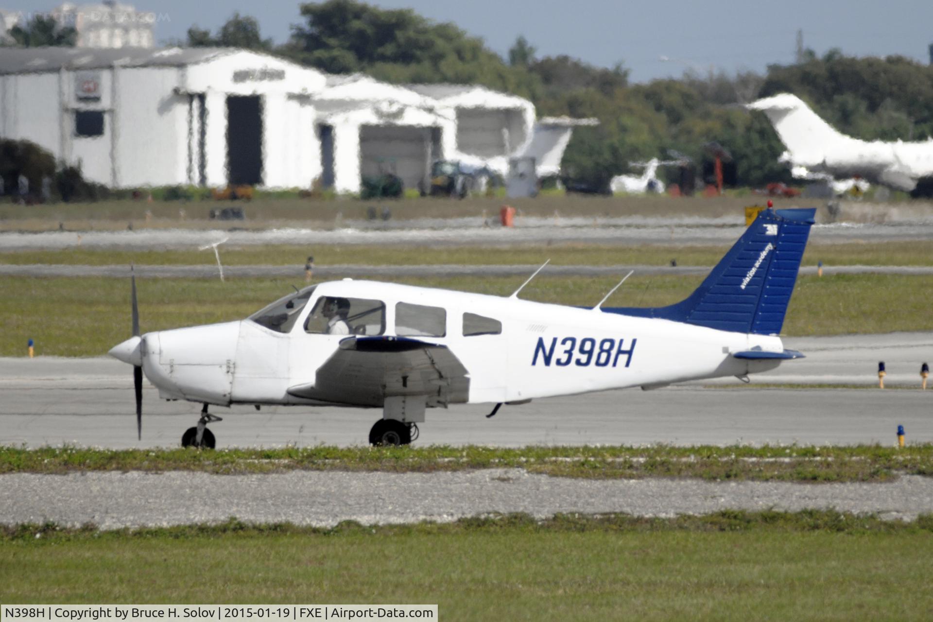 N398H, 1984 Piper PA-28-161 Cherokee Warrior II C/N 288516062, waiting for departure