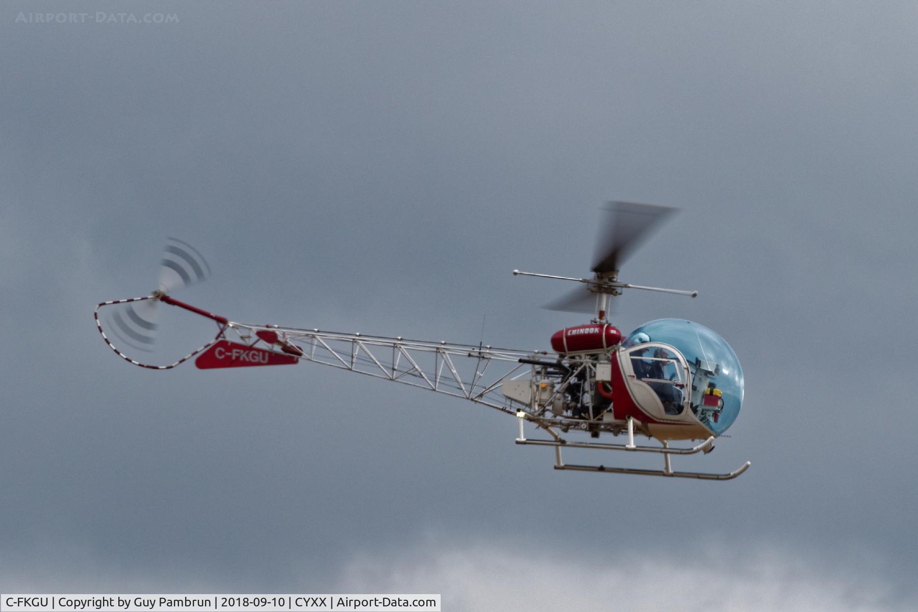 C-FKGU, 1956 Bell 47G-2 C/N 2183, Landing