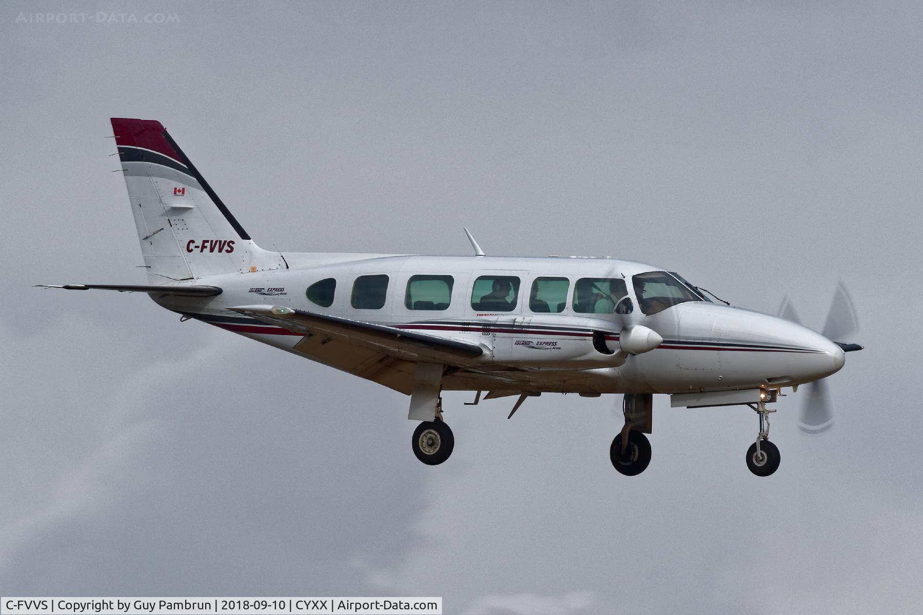 C-FVVS, 1979 Piper PA-31-350 Chieftain C/N 31-7952199, Landing