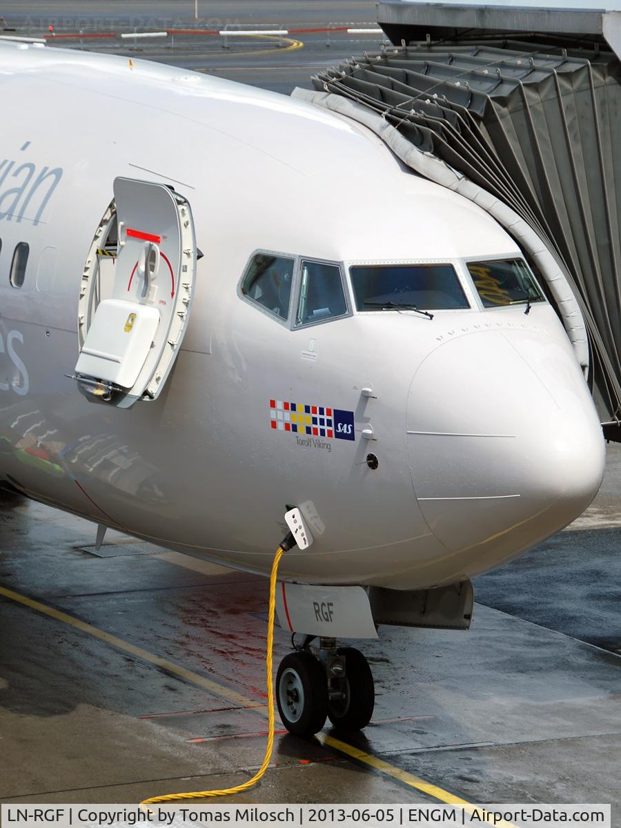 LN-RGF, 2013 Boeing 737-86N C/N 38038, 