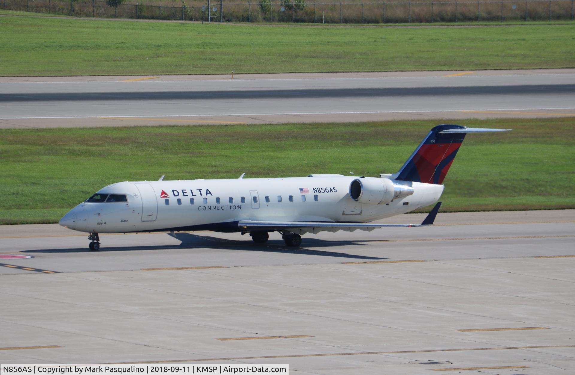 N856AS, 2000 Bombardier CRJ-200ER (CL-600-2B19) C/N 7404, CL-600-2B19