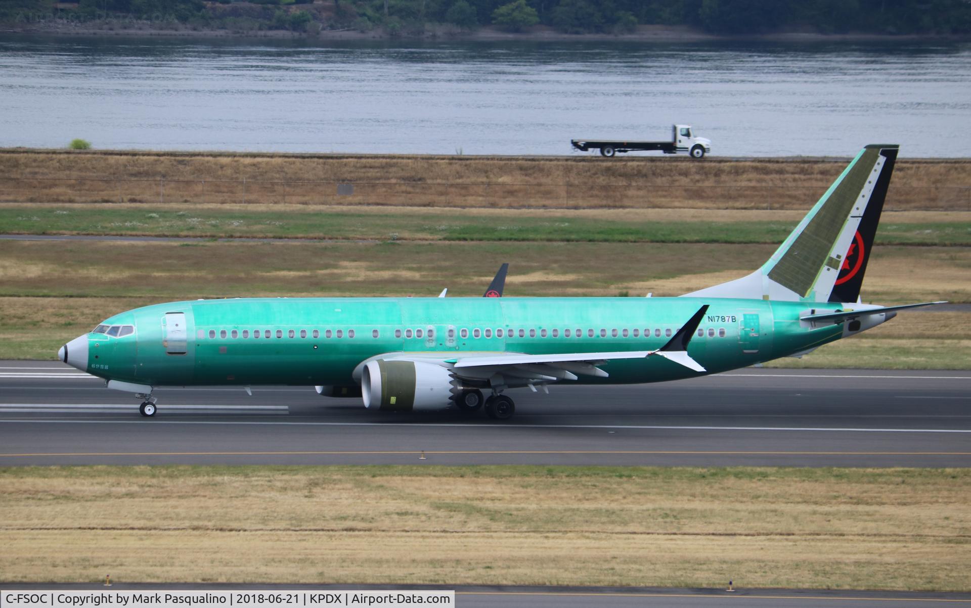 C-FSOC, 2018 Boeing 737-8 C/N 61224, Boeing 737-8