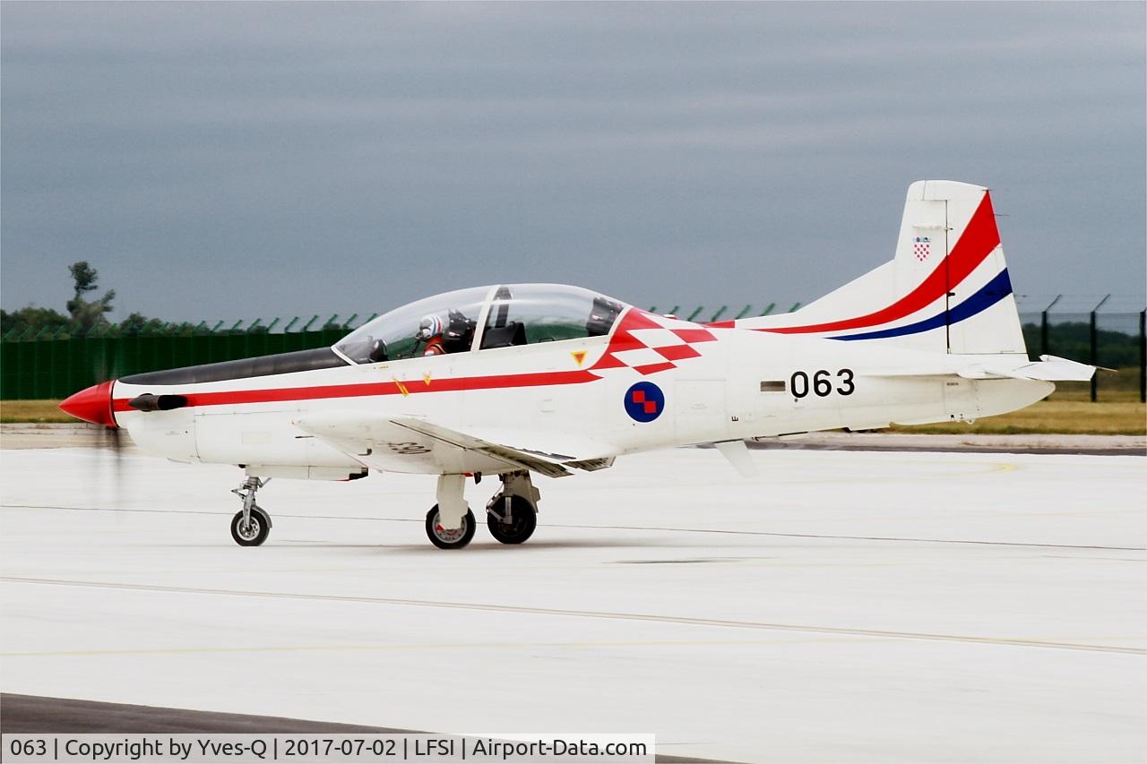 063, Pilatus PC-9M C/N 626, Pilatus PC-9M, Croatian Air Force aerobatic team, Flight line, St Dizier-Robinson Air Base 113 (LFSI)  Open day 2017
