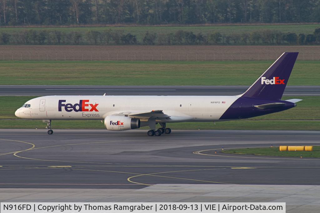 N916FD, 1988 Boeing 757-27B C/N 24137, FedEx - Federal Express Boeing 757-200