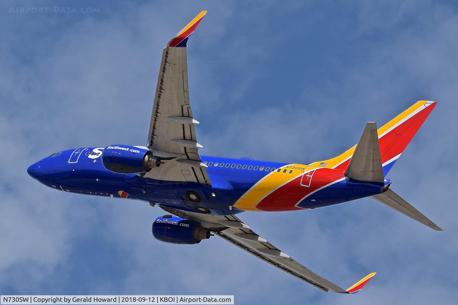 N730SW, 1999 Boeing 737-7H4 C/N 27862, Departing BOI.