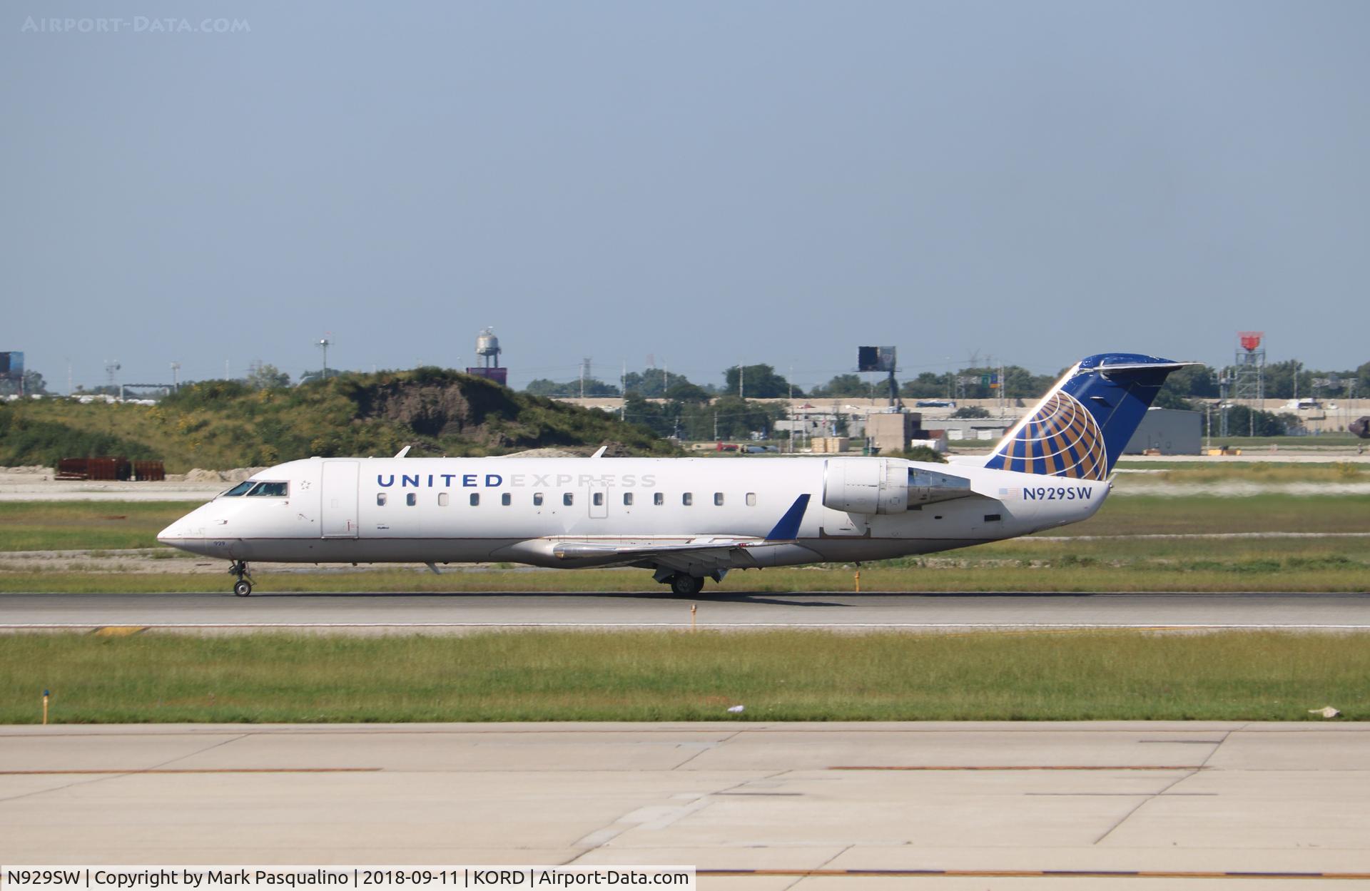 N929SW, 2002 Bombardier CRJ-200LR (CL-600-2B19) C/N 7703, CL-600-2B19