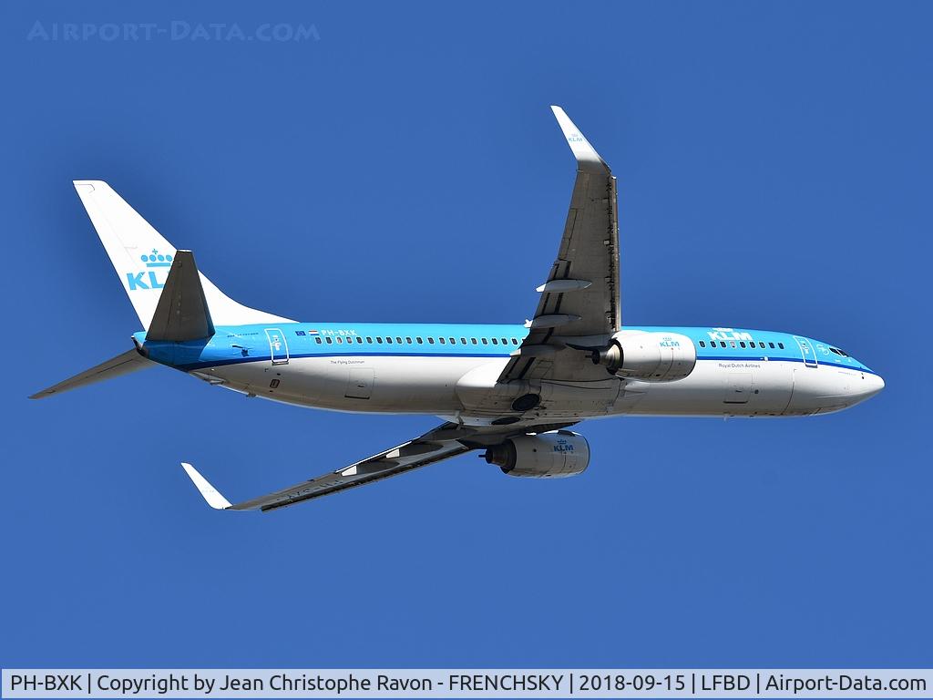 PH-BXK, 2000 Boeing 737-8K2 C/N 29598, KLM take off runway 05 to AMS
