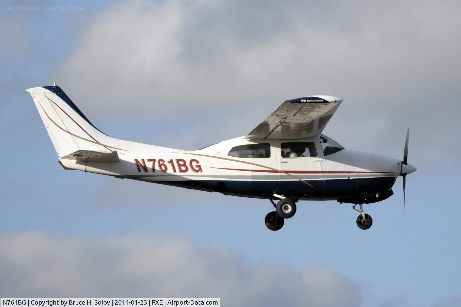 N761BG, 1977 Cessna T210M Turbo Centurion C/N 21062121, on approach