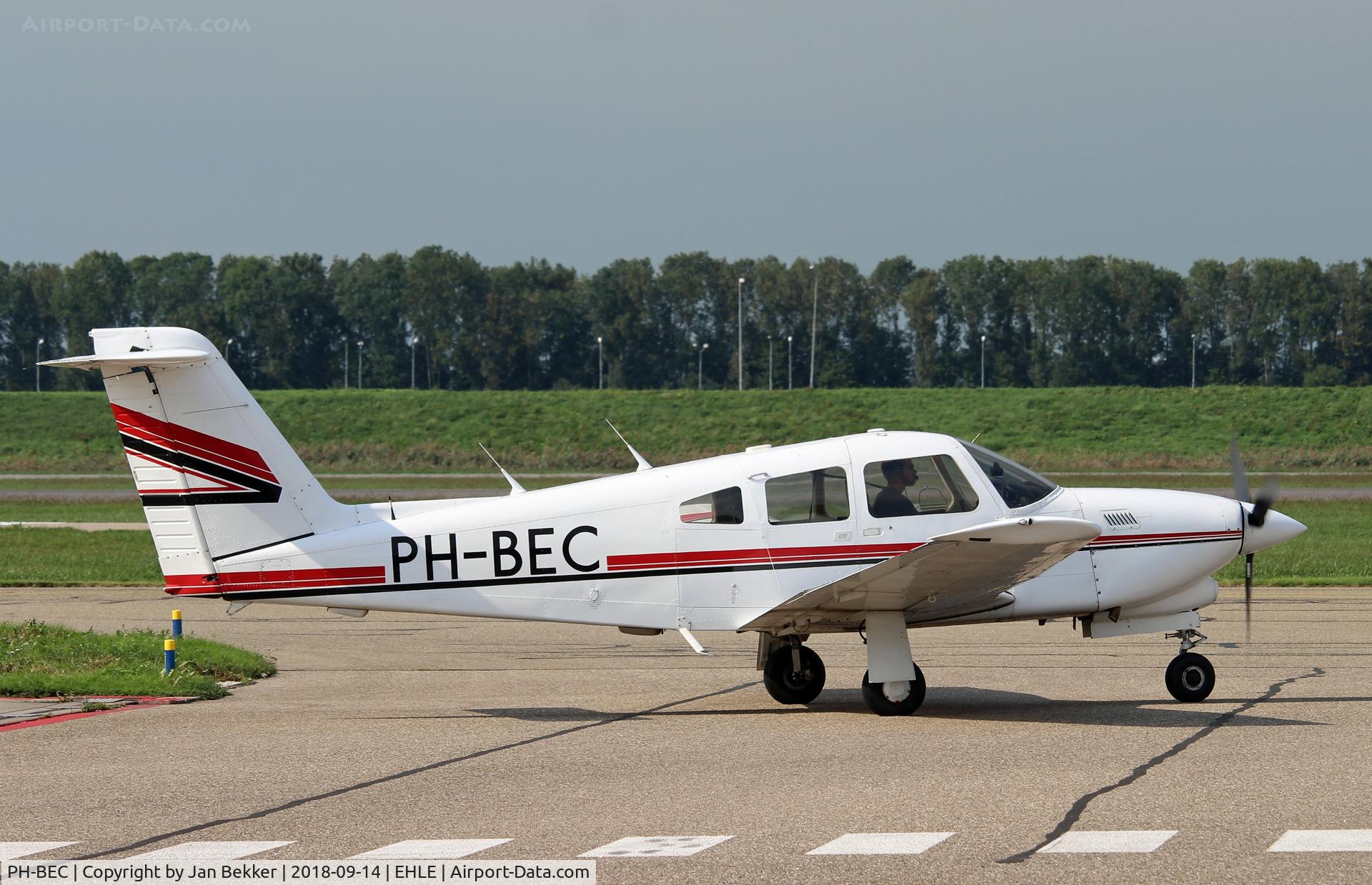 PH-BEC, 1981 Piper PA-28RT-201T Turbo Arrow IV C/N 28R-8131041, Lelystad Airport
