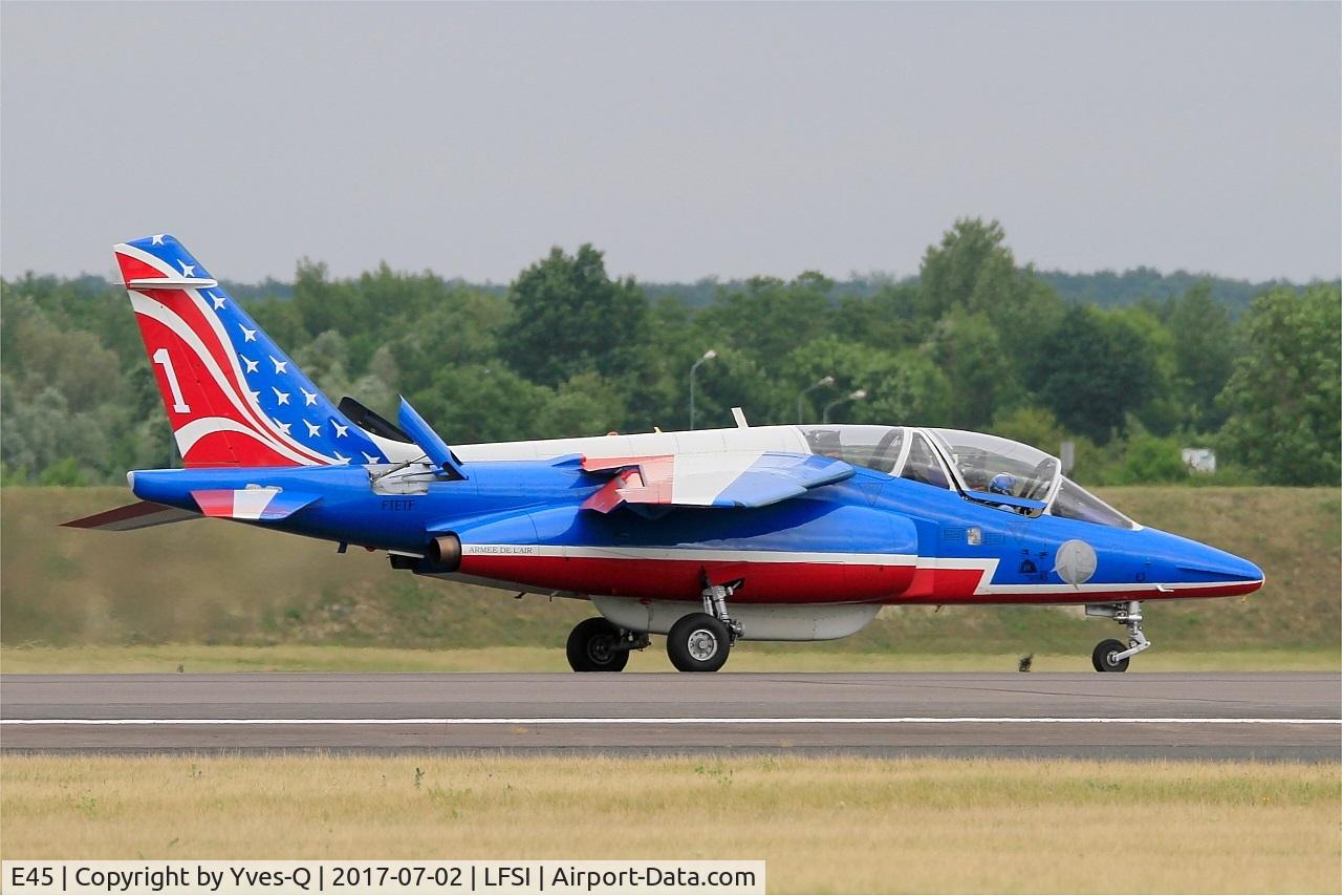E45, Dassault-Dornier Alpha Jet E C/N E45, Dassault-Dornier Alpha Jet E (F-TETF), Leader of Patrouille de France 2017, Landing rwy 11, St Dizier-Robinson Air Base 113 (LFSI)