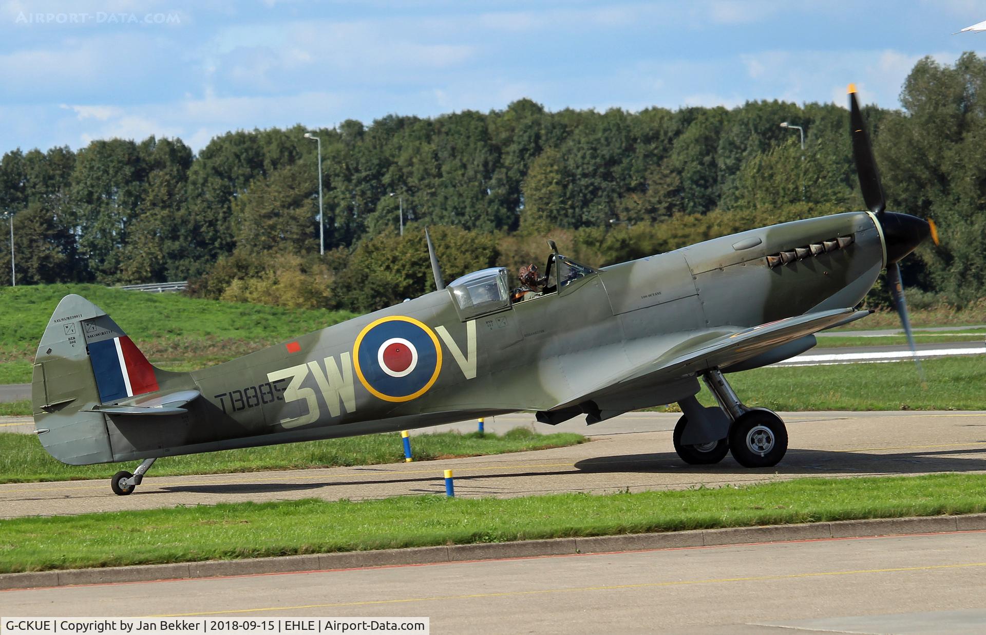 G-CKUE, Supermarine Spitfire LF.XVI C/N CBAF 10917, Lelystad Airport