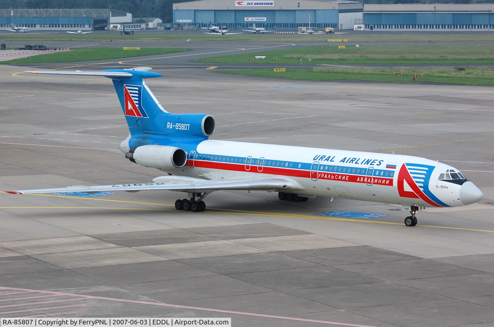 RA-85807, 1994 Tupolev Tu-154M C/N 94A988, Ural Tu-154M taxying for departure