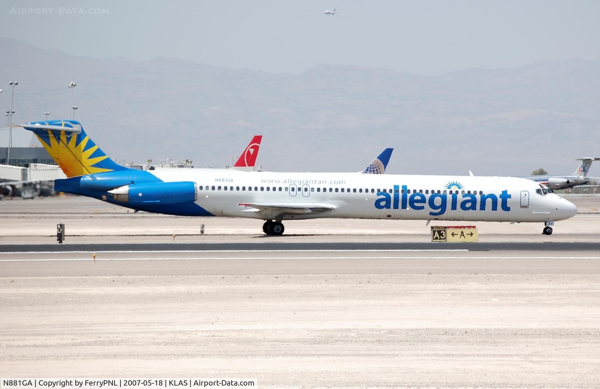 N881GA, 1988 McDonnell Douglas MD-83 (DC-9-83) C/N 49708, Allegiant MD83