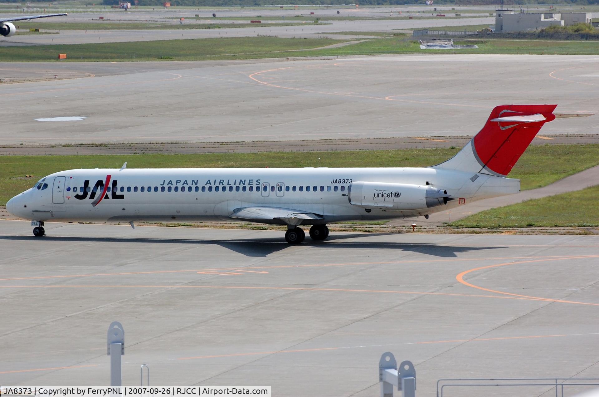 JA8373, 1992 McDonnell Douglas DC-9-87 C/N 53042, JAL MD-87 in CTS