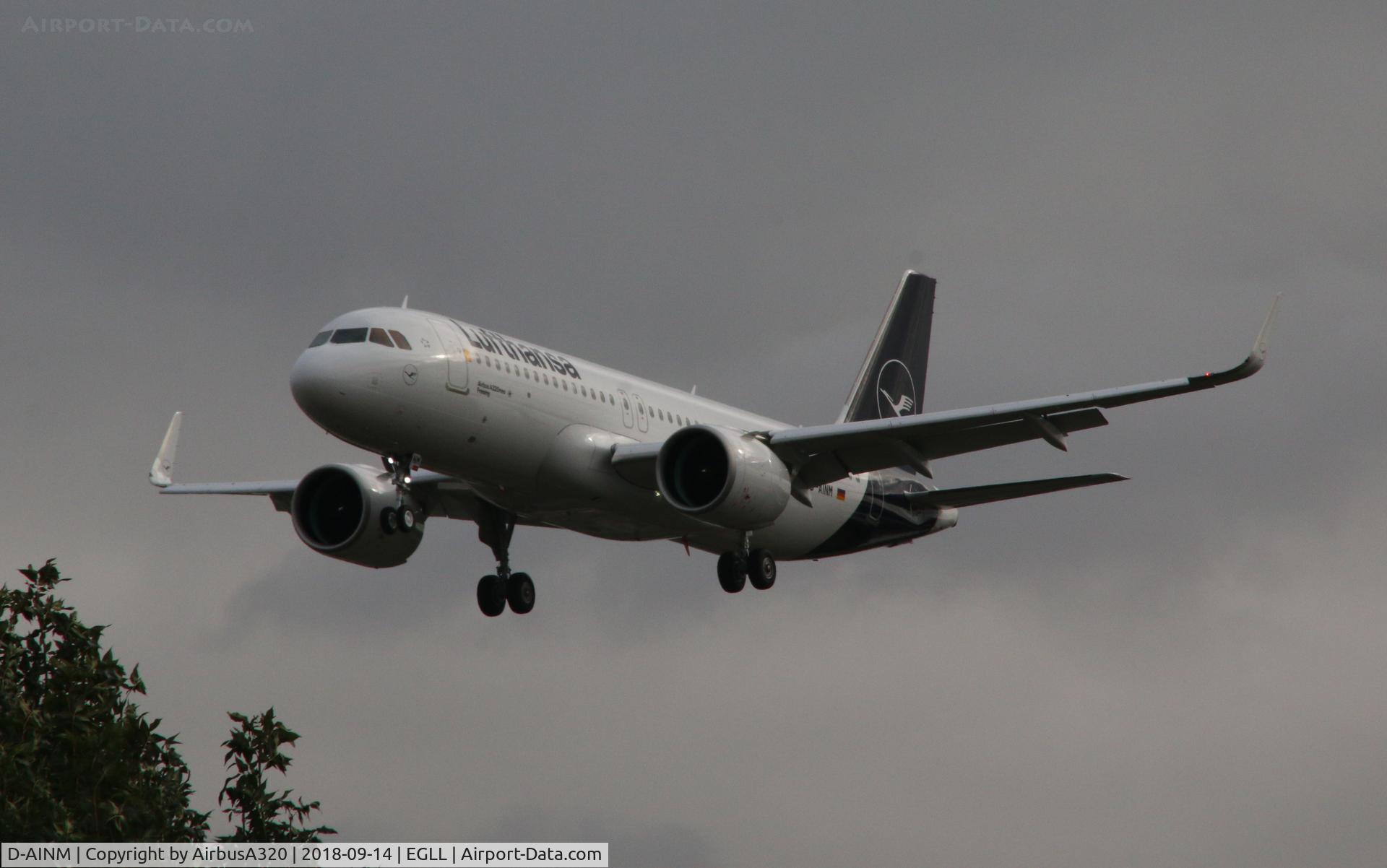 D-AINM, 2018 Airbus A320-271NEO C/N 8456, Arriving at LHR
in the new Lufthansa livery