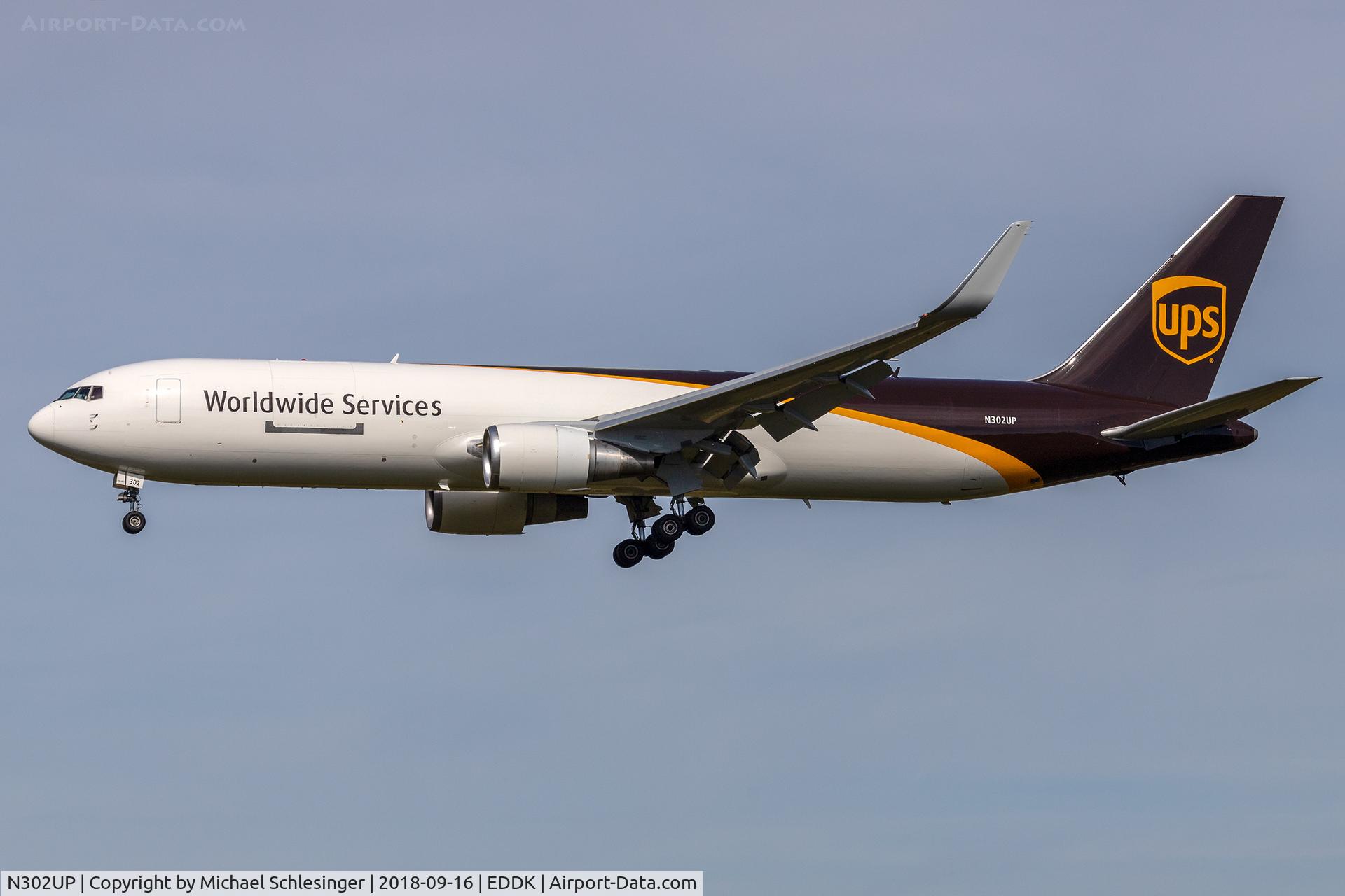 N302UP, 1995 Boeing 767-34AFR C/N 27240, N302UP - Boeing 767-34AF(ER)(WL) - United Parcel Service (UPS)