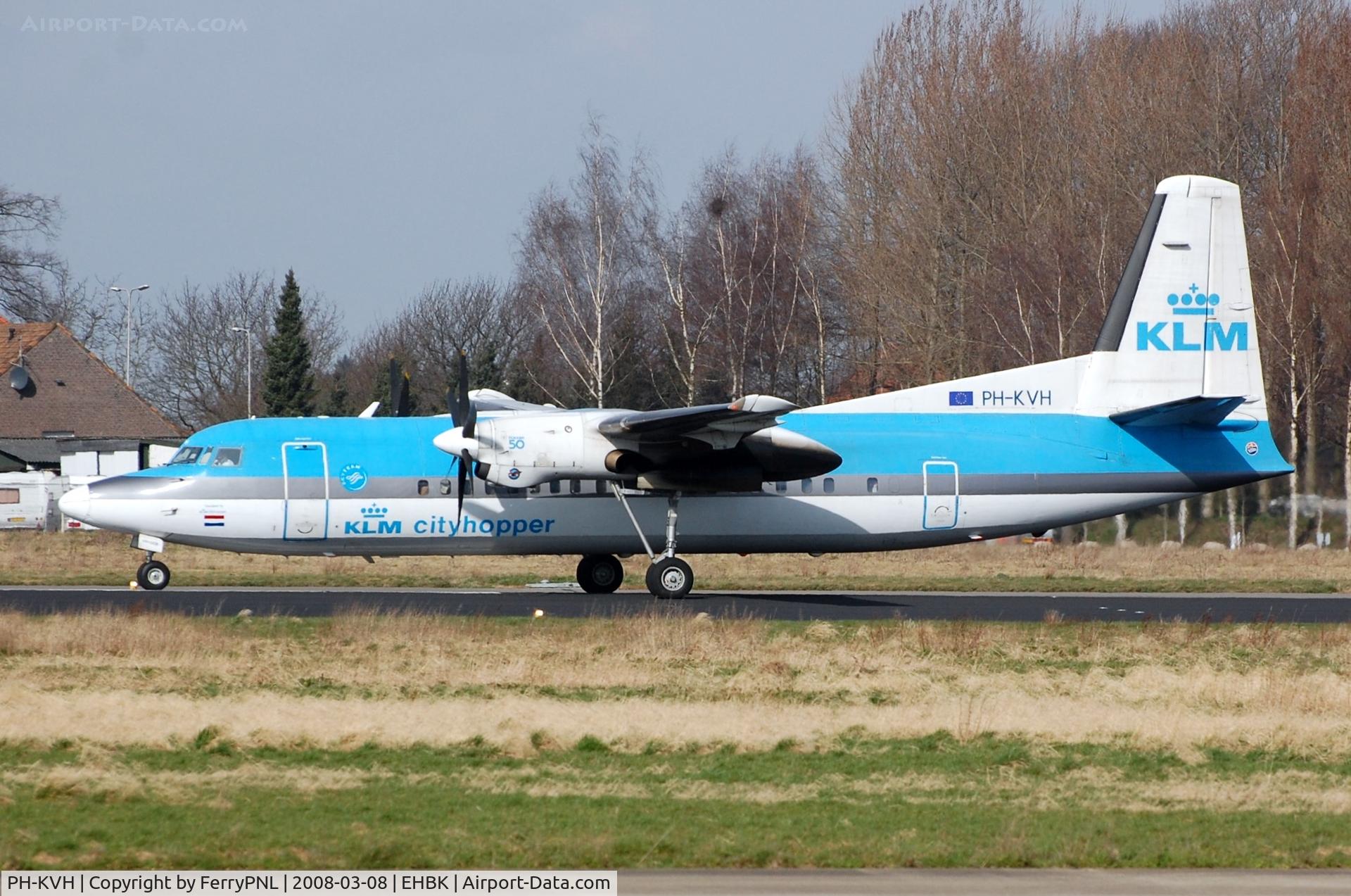 PH-KVH, 1991 Fokker 50 C/N 20217, KLM Cityhopper Fk50 arriving in MST