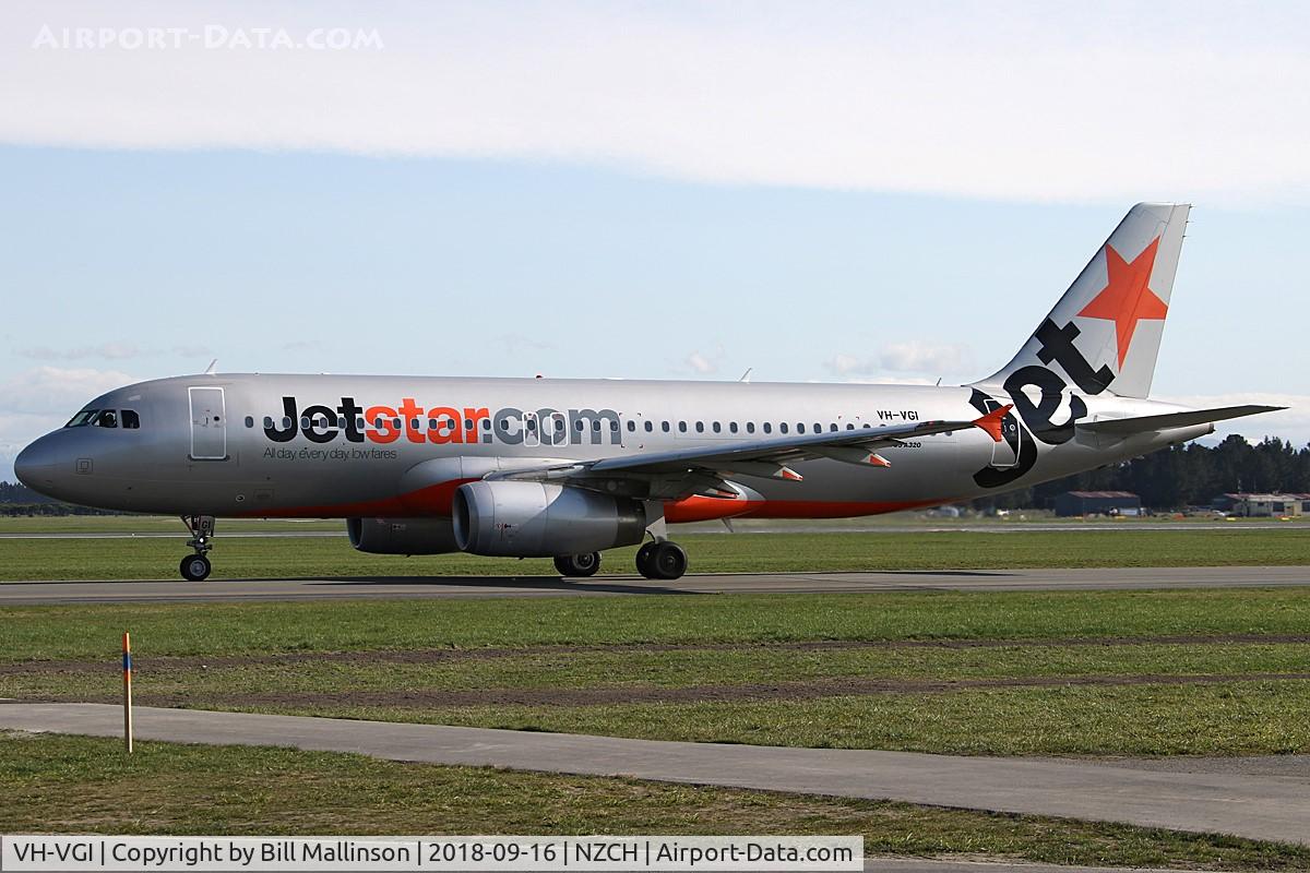 VH-VGI, 2010 Airbus A320-232 C/N 4466, JQ236 to AKL