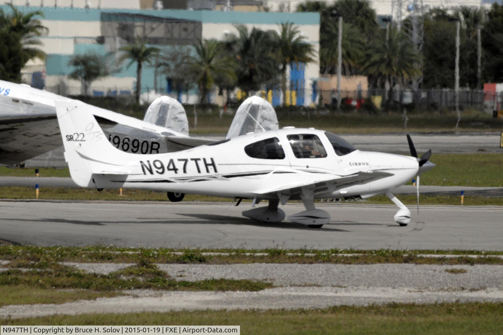 N947TH, 2006 Cirrus SR22 C/N 1903, having engine trouble on the tarmac
