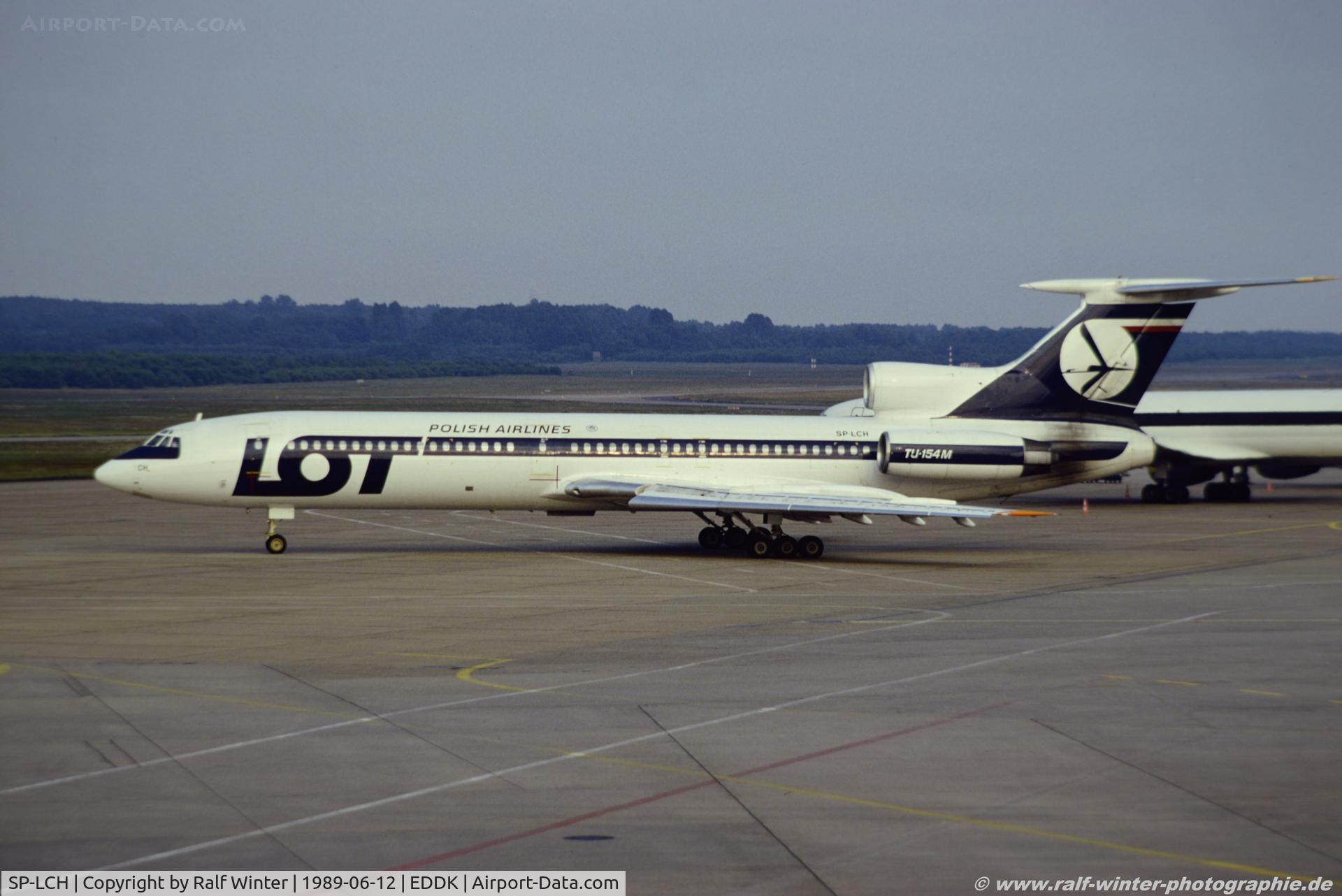 SP-LCH, 1988 Tupolev Tu-154M C/N 88A776, Tupolev Tu-154M - LO LOT LOT Polskie Linie Lotnicze - 776 - SP-LCH - 12.06.1989 - CGN