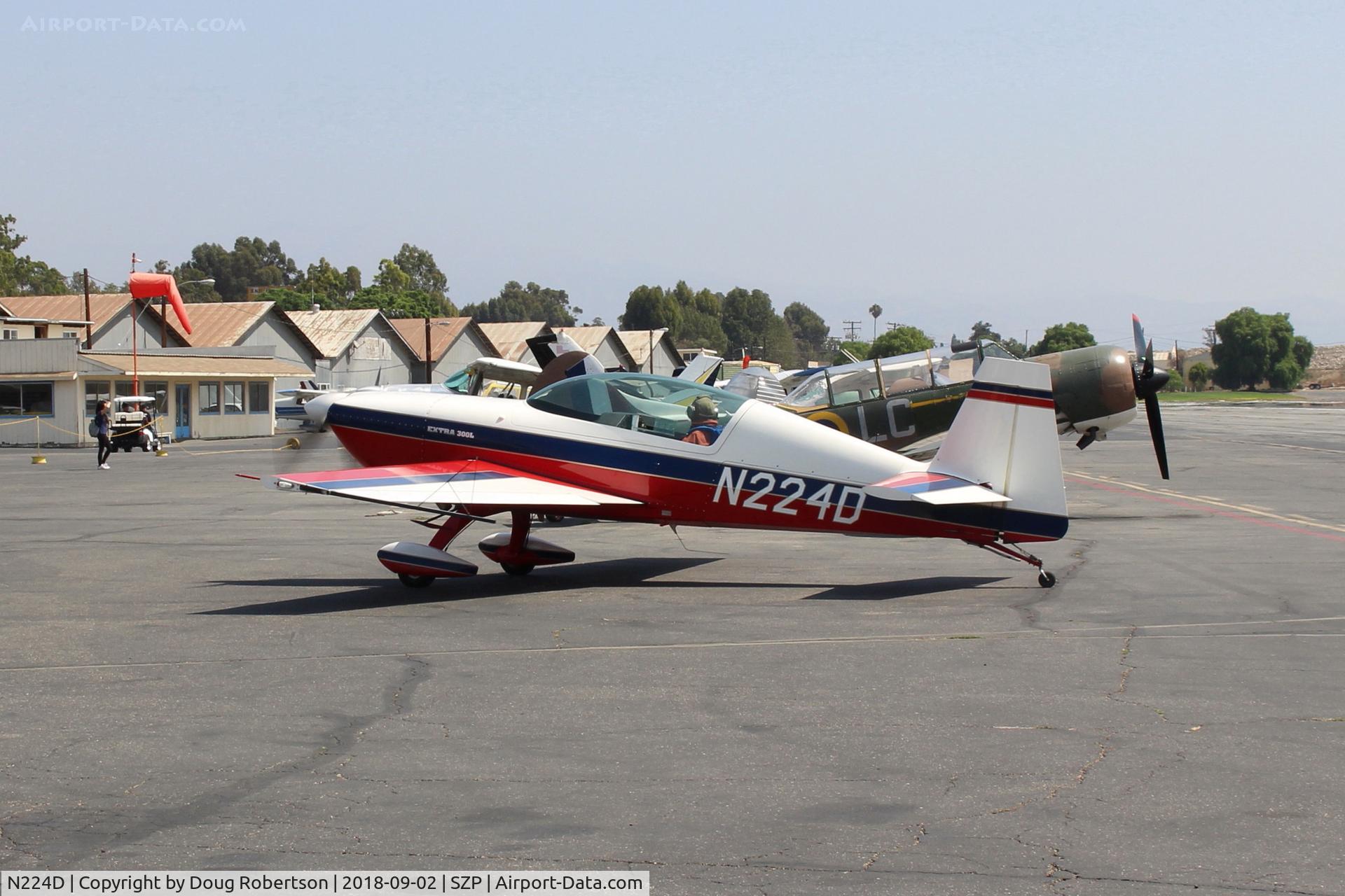 N224D, 1996 Extra EA-300/L C/N 028, 1996 Extra Flugzeugbau Gmbh EXTRA EA-300/L, Lycoming AEIO-540-L1B5 300 Hp, taxi turn