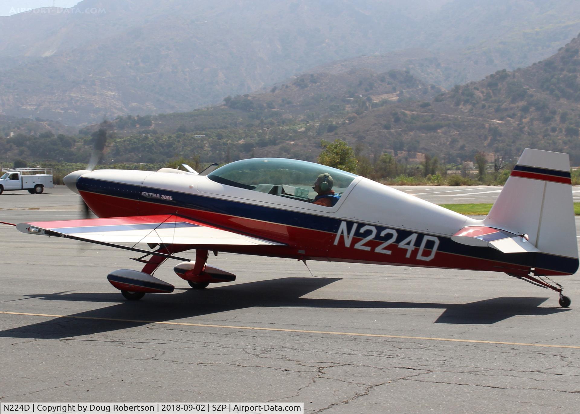 N224D, 1996 Extra EA-300/L C/N 028, 1996 Extra Flugzeugbau Gmbh EXTRA EA-300/L, Lycoming AERO 540-L1B5 300 Hp, taxiback