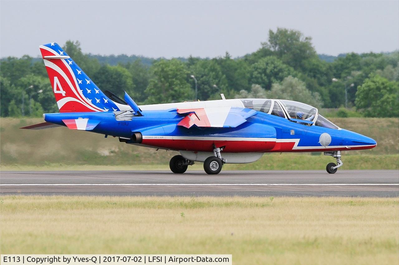 E113, Dassault-Dornier Alpha Jet E C/N E113, Dassault-Dornier Alpha Jet E (F-TETD), Athos 04 of Patrouille de France 2017, Landing rwy 11, St Dizier-Robinson Air Base 113 (LFSI) Open day 2017