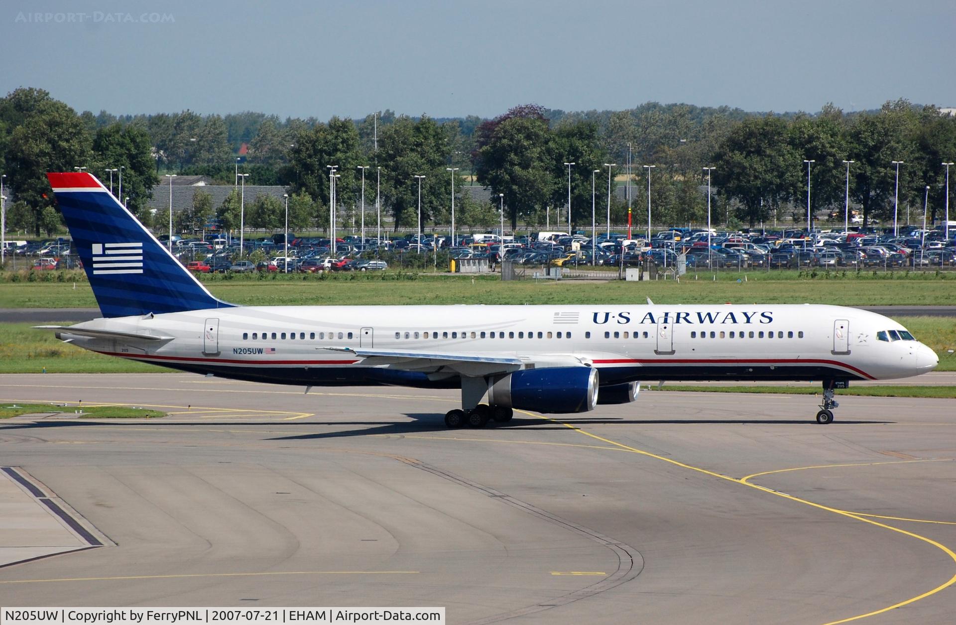 N205UW, 2000 Boeing 757-23N C/N 30887, US Airways B752 in AMS