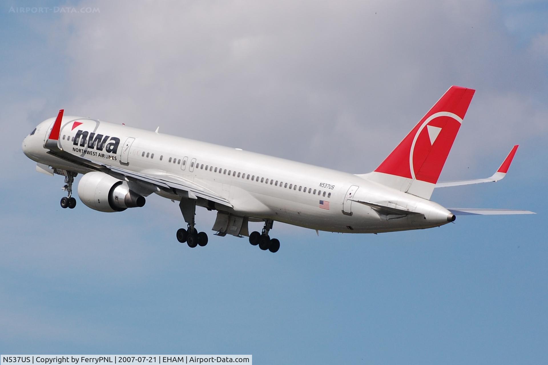 N537US, 1996 Boeing 757-251 C/N 26484, Northwest B752 taking-off.