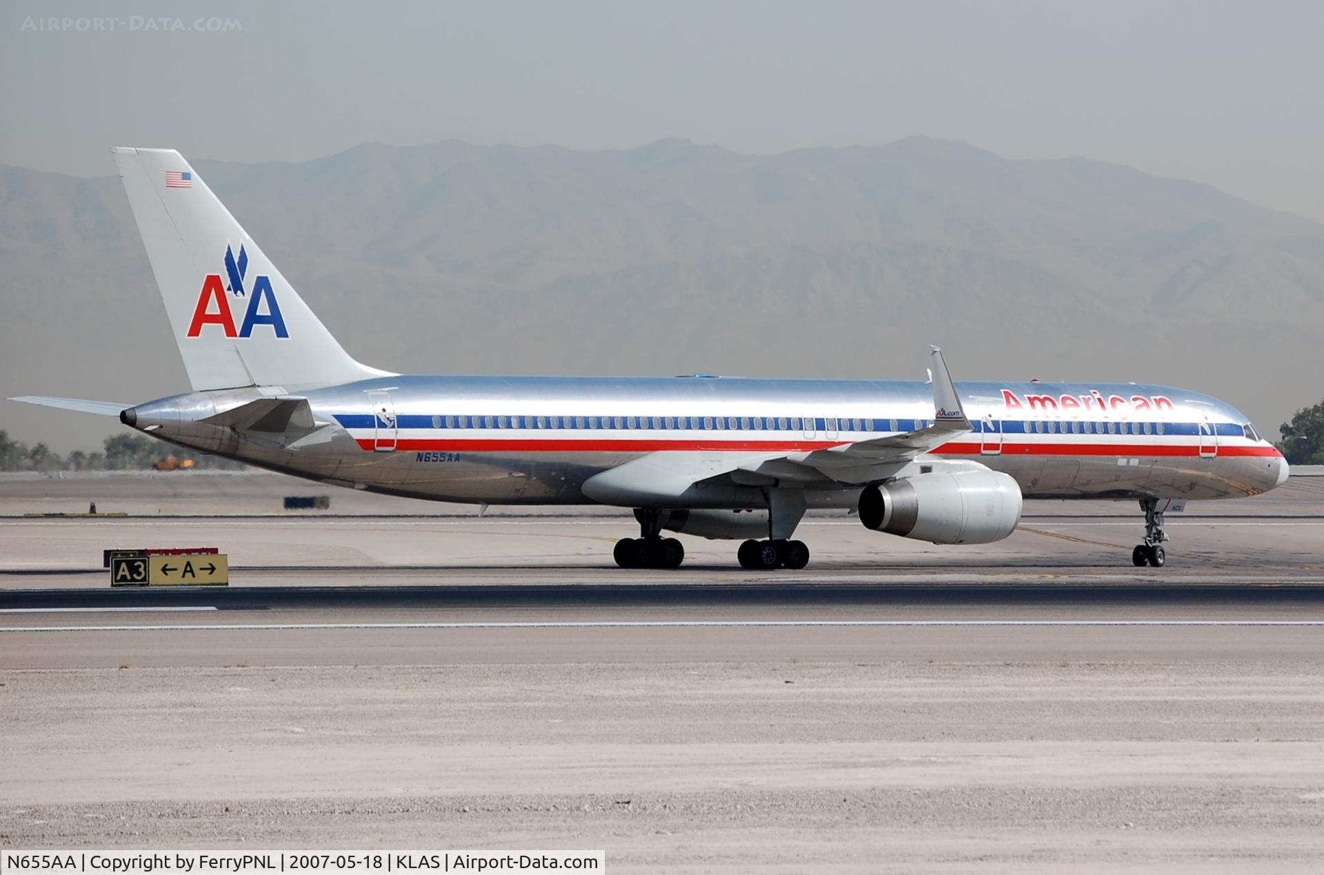 N655AA, 1991 Boeing 757-223 C/N 24613, American B752 arrived in LAS