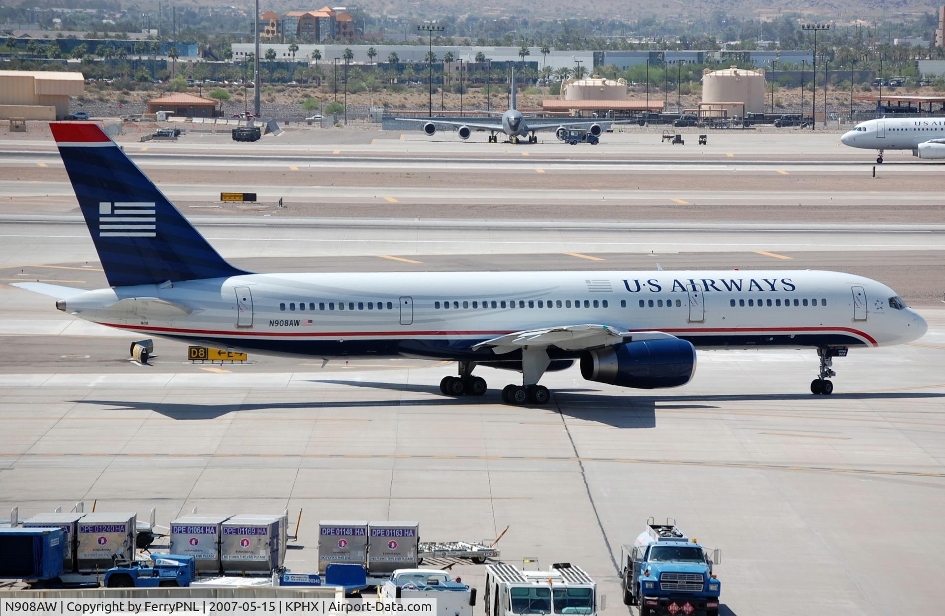 N908AW, 1989 Boeing 757-2G7 C/N 24233, US Airways B752