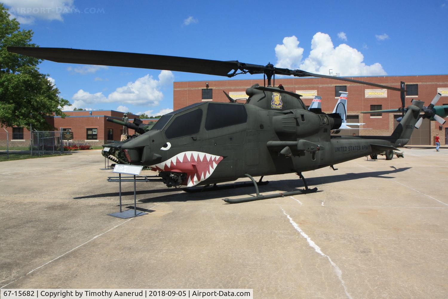 67-15682, 1967 Bell AH-1F Cobra C/N 20346, 1967 Bell AH-1F Cobra, c/n: 20346, Missouri Military History Museum, Jefferson City, MO