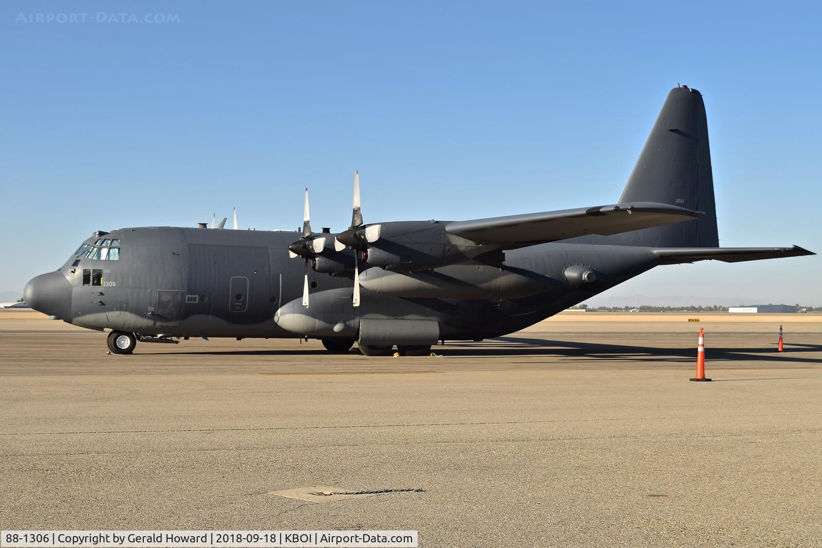 88-1306, 1988 Lockheed C-130H Hercules C/N 382-5167, Parked on the west de ice ramp.