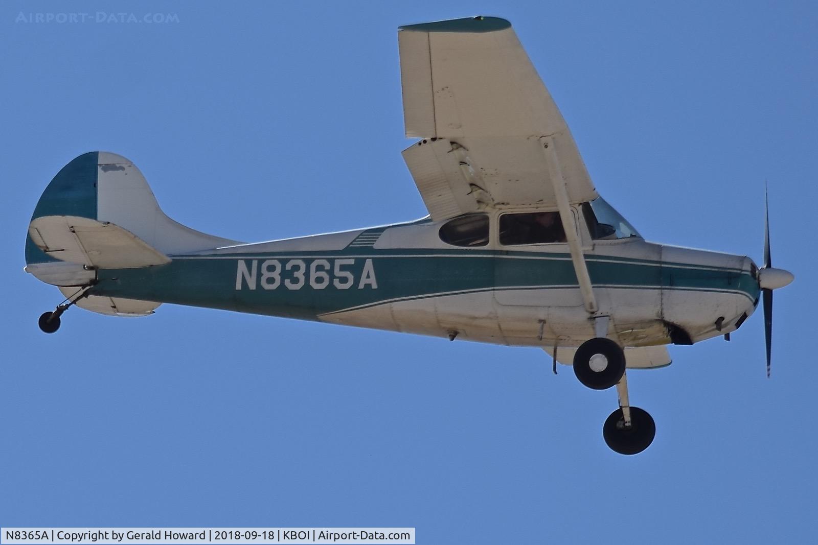 N8365A, 1952 Cessna 170B C/N 25217, Final approach to RWY 28L.