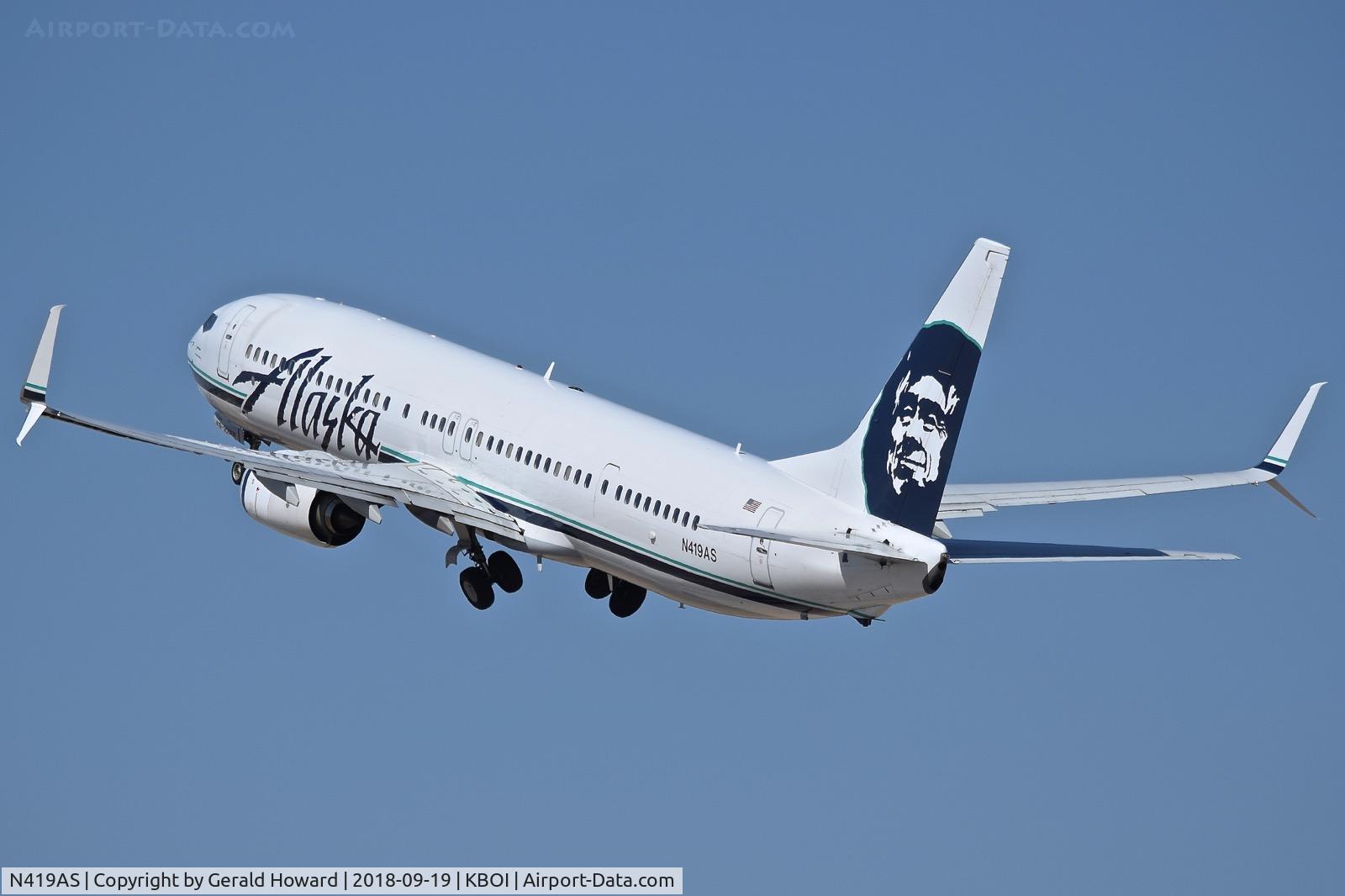 N419AS, 2013 Boeing 737-990/ER C/N 41734, Departing BOI.