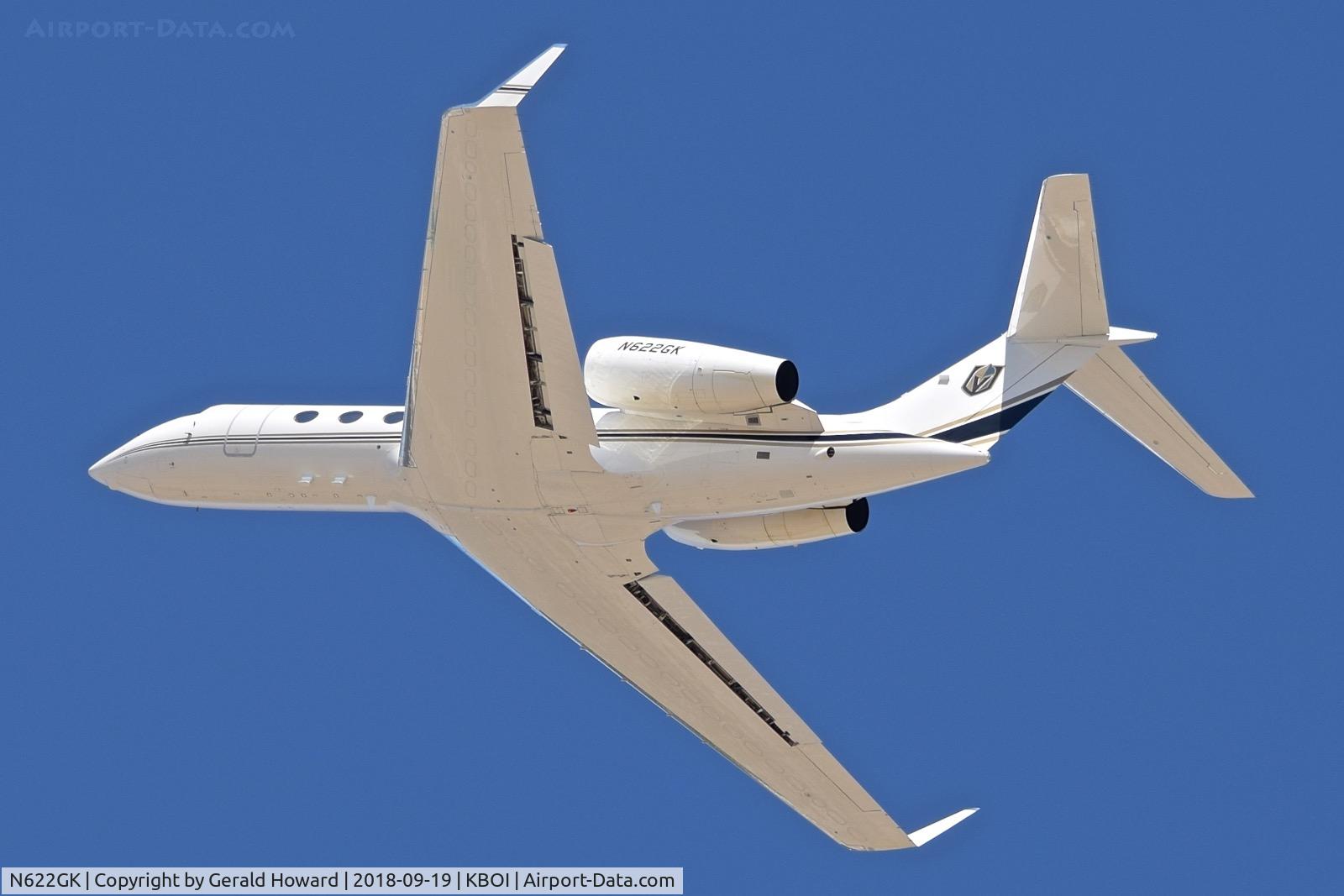 N622GK, 2009 Gulfstream Aerospace G450 (GIV-X) C/N 4164, Departing BOI.