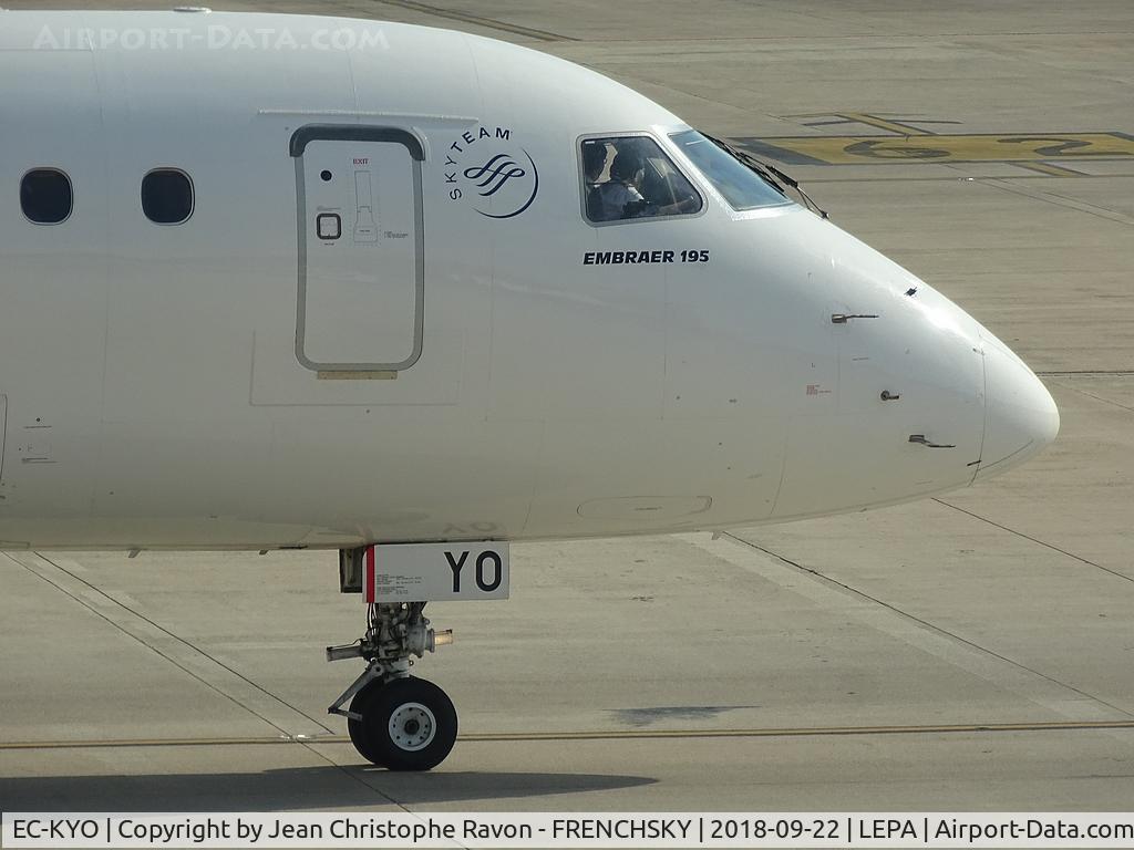 EC-KYO, 2009 Embraer 195LR (ERJ-190-200LR) C/N 19000276, Air Europa Express UX5201	departure to Granada (GRX)