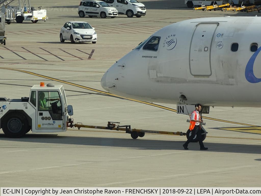EC-LIN, 2010 Embraer 195LR (ERJ-190-200LR) C/N 19000401, terminal D, UX7506 departure to Bilbao
