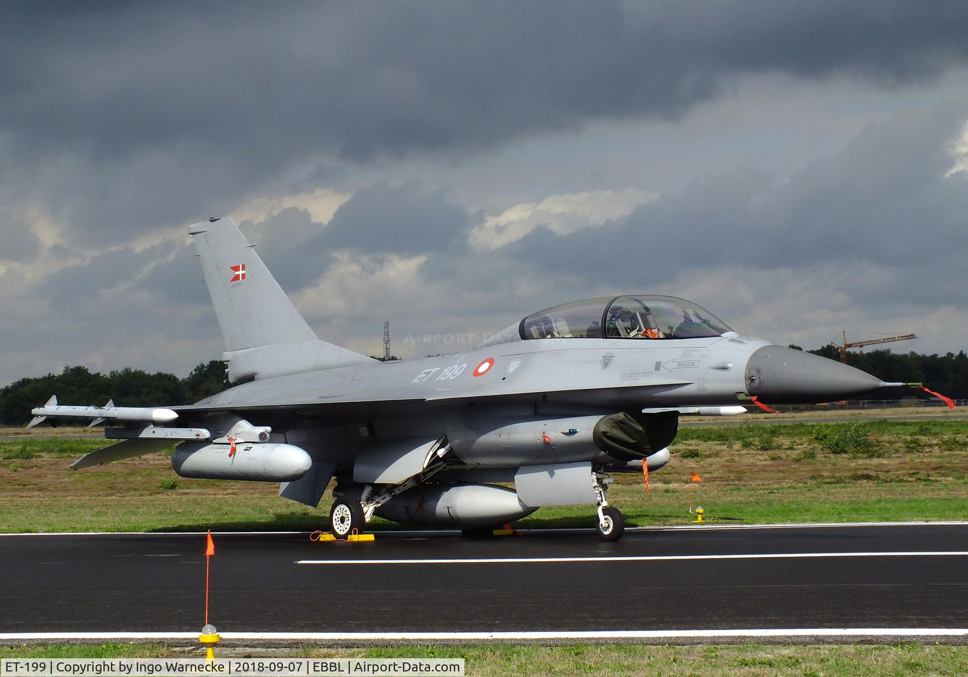 ET-199, 1986 Fokker F-16B Fighting Falcon C/N 6G-15, General Dynamics (Fokker) F-16B Fighting Falcon of Flyvevabnet (Danish AF) at the 2018 BAFD spotters day, Kleine Brogel airbase