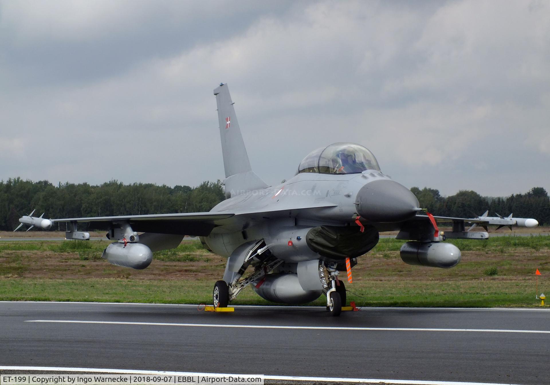 ET-199, 1986 Fokker F-16B Fighting Falcon C/N 6G-15, General Dynamics (Fokker) F-16B Fighting Falcon of Flyvevabnet (Danish AF) at the 2018 BAFD spotters day, Kleine Brogel airbase