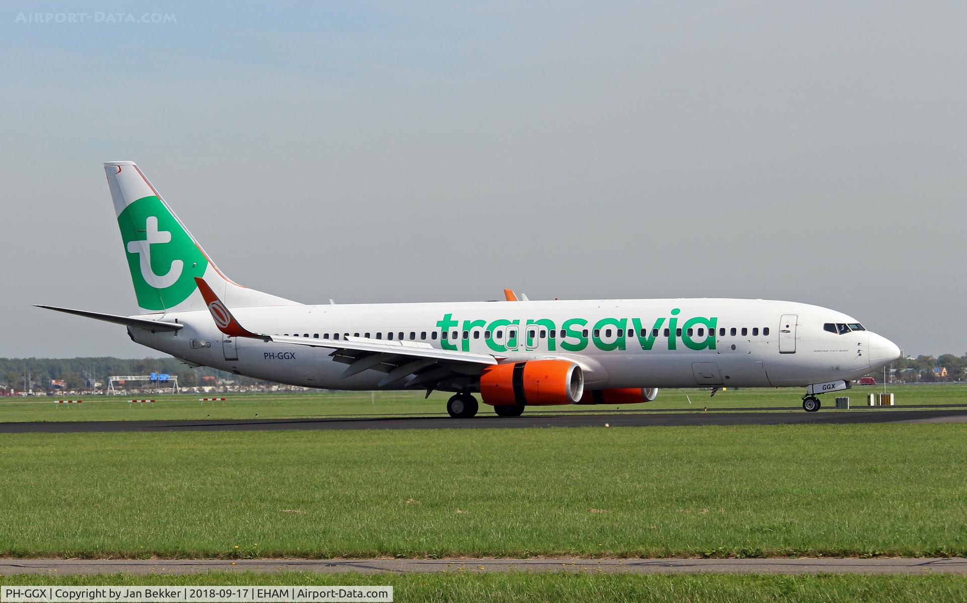 PH-GGX, 2010 Boeing 737-8EH C/N 36596, Schiphol Amsterdam