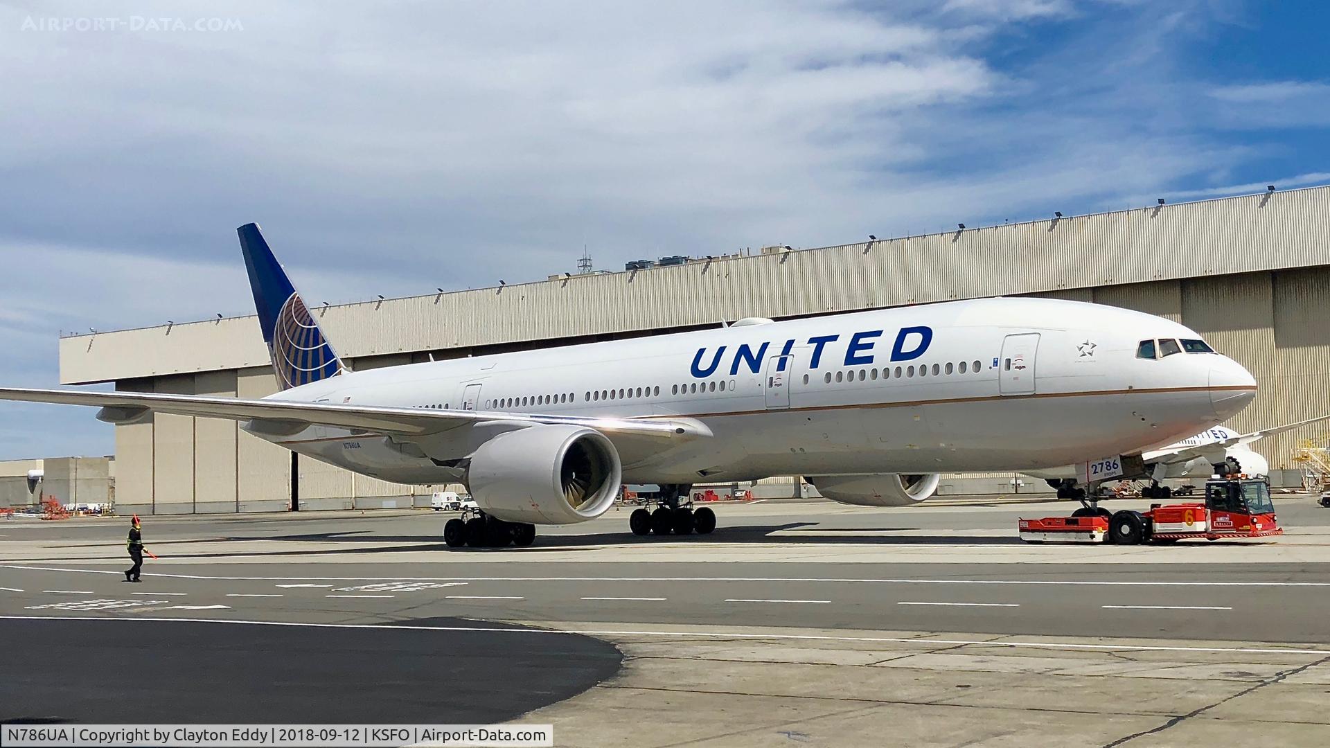 N786UA, 1997 Boeing 777-222/ER C/N 26938, SFO 2018.